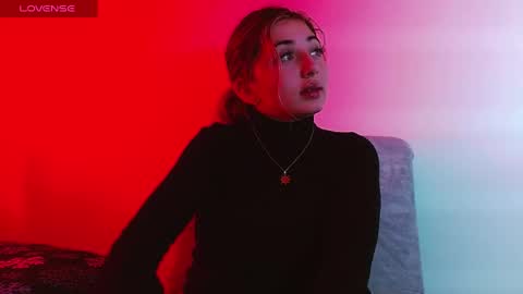 Sofia Naughty18 online show from 24, 2, 2025