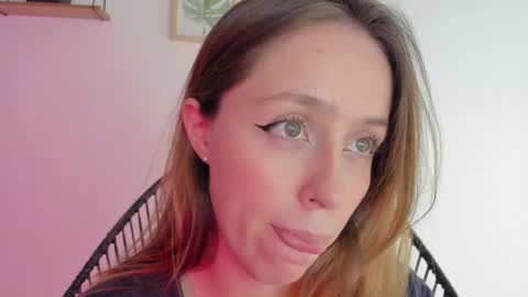     online show from 27, 12, 2024