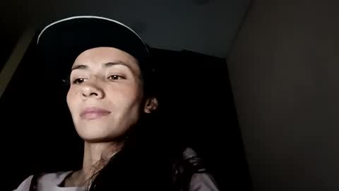 Snapshot of sofia_resiliente chatting on 6, 11, 2025 SOFIA online show from 6, 11, 2025