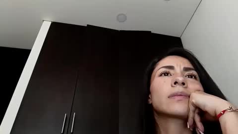 Snapshot of sofia_resiliente chatting on 15, 11, 2025 SOFIA online show from 15, 11, 2025