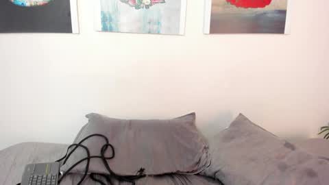 Snapshot of sofia_riveraa chatting on 27, 1, 2025 SOFIA online show from 27, 1, 2025