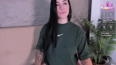 Snapshot of sofia_riveraa chatting on 2, 10, 2025 SOFIA online show from 2, 10, 2025