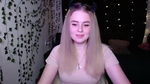 sofia_rosemary online show from 12, 2, 2025