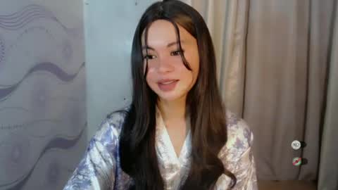 sofia_sweetheart18 online show from 6, 7, 2026