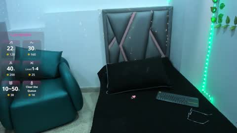 Sofa online show from 14, 1, 2026