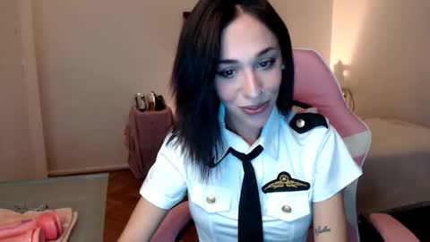 Snapshot of sofiaamour chatting on 21, 10, 2025 SofiaAmour online show from 21, 10, 2025
