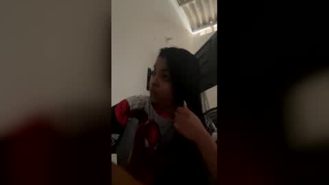 Danna Sofia online show from 17, 12, 2025