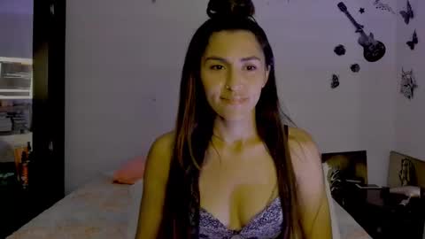 Snapshot of sofiacruz16 chatting on 2, 12, 2024 sofiacruz16 online show from 2, 12, 2024