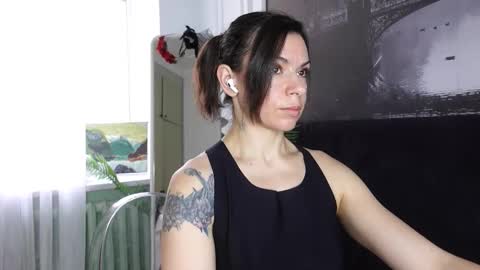 Snapshot of sofiafoster chatting on 2, 10, 2025 Sofia online show from 2, 10, 2025