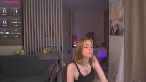 Sofia Help me overcome shynes with 100 thumbs up online show from 9, 10, 2025
