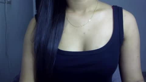 Snapshot of sofie_diva chatting on 13, 12, 2024 divya online show from 13, 12, 2024