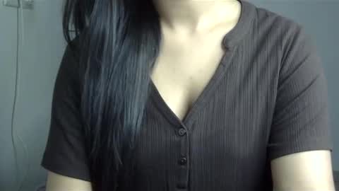 Snapshot of sofie_diva chatting on 20, 12, 2024 divya online show from 20, 12, 2024