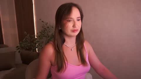 Snapshot of sofiebloom chatting on 4, 7, 2026 Sofie online show from 4, 7, 2026