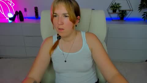 Snapshot of sofii_darling chatting on 7, 10, 2025 sofii_darling online show from 7, 10, 2025