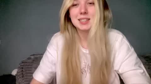 Snapshot of sofimayer chatting on 15, 7, 2026 sofimayer online show from 15, 7, 2026