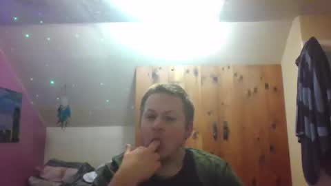 Snapshot of softbakedaftrdrk chatting on 6, 1, 2026 softbakedaftrdrk online show from 6, 1, 2026