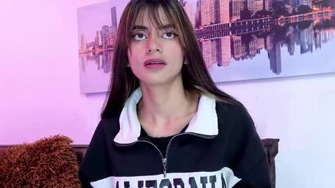 sofy_durand online show from 1, 4, 2026