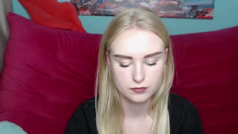 Snapshot of sofysoft chatting on 19, 10, 2025 sofysoft online show from 19, 10, 2025