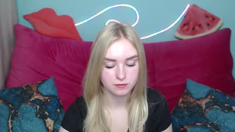 Snapshot of sofysoft chatting on 6, 11, 2025 sofysoft online show from 6, 11, 2025