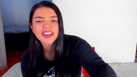 Snapshot of sofytayl0r chatting on 10, 12, 2024 Maria Sofia online show from 10, 12, 2024
