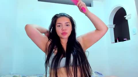 Snapshot of sofytayl0r chatting on 5, 1, 2025 Maria Sofia online show from 5, 1, 2025