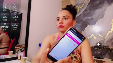 Sol Latiana online show from 27, 5, 2026