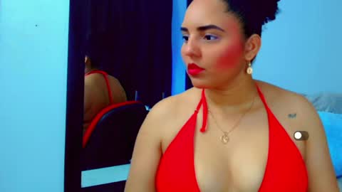 Sol Latiana online show from 7, 6, 2026