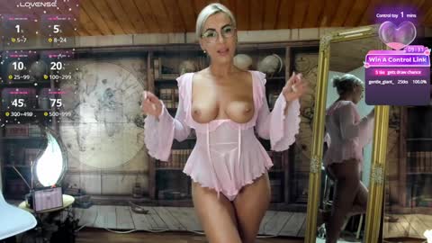 Snapshot of solar_criss chatting on 31, 1, 2025 Criss online show from 31, 1, 2025