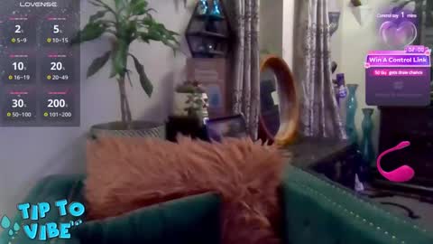 Snapshot of solesticia chatting on 6, 1, 2025 solesticia online show from 6, 1, 2025