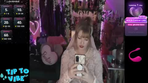 Snapshot of solesticia chatting on 25, 1, 2025 solesticia online show from 25, 1, 2025