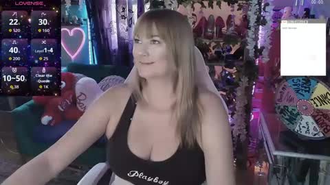 Snapshot of solesticia chatting on 20, 9, 2025 solesticia online show from 20, 9, 2025