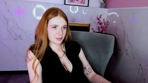 Snapshot of sollarkristy chatting on 14, 5, 2026 sollarkristy online show from 14, 5, 2026