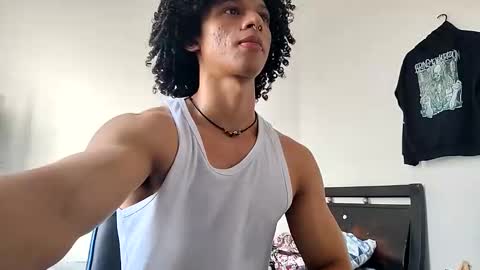 Snapshot of solorizo chatting on 28, 2, 2026 Hi Im Weller Check my Bio online show from 28, 2, 2026