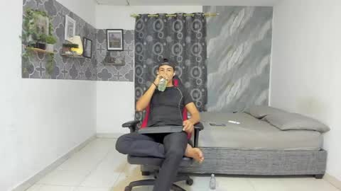 son_hades online show from 30, 3, 2026