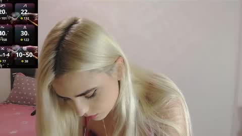 Snapshot of sonia_secret27 chatting on 16, 10, 2025 sonia online show from 16, 10, 2025
