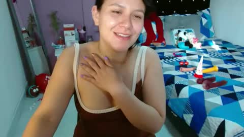 sonialatin69 online show from 1, 3, 2025