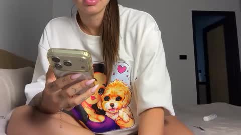Sonya Jess online show from 4, 6, 2026