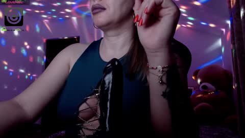 Snapshot of sonyadevon chatting on 30, 1, 2025 Sonia online show from 30, 1, 2025