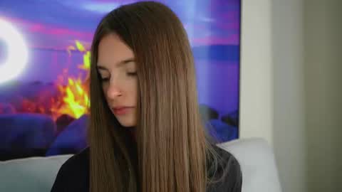 Snapshot of sonyaericsson chatting on 13, 11, 2025 Eva 3 online show from 13, 11, 2025