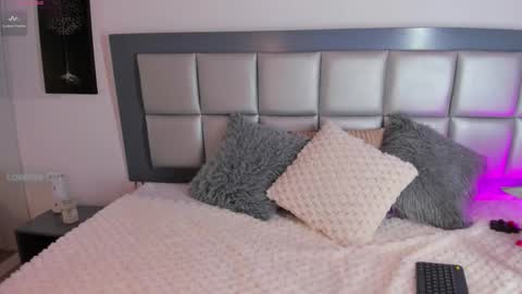 Snapshot of sophi_leone_ chatting on 26, 2, 2026 sophi Leone online show from 26, 2, 2026