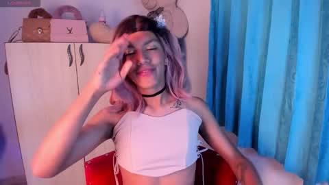 sophi lovely online show from 28, 10, 2025