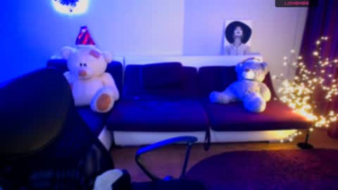 sophia__olsen online show from 3, 12, 2024