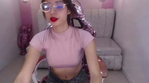Snapshot of sophia__s chatting on 6, 8, 2026 sophia__s online show from 6, 8, 2026