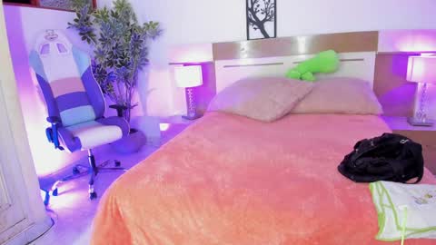 sophia_duarte_ online show from 19, 5, 2026