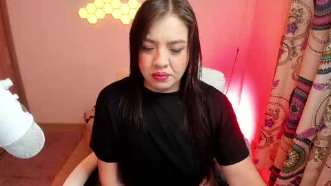 Snapshot of sophia_grants chatting on 9, 3, 2025 sophia_grants online show from 9, 3, 2025