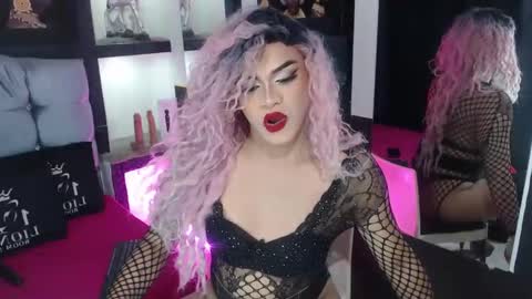 Snapshot of sophia_hott01 chatting on 30, 9, 2025 sophia_hott01 online show from 30, 9, 2025
