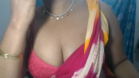 Snapshot of sophia_indian chatting on 24, 7, 2026 Sophia Tamil online show from 24, 7, 2026