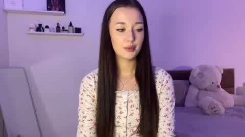 Snapshot of sophia_laine chatting on 21, 6, 2026 Sophia online show from 21, 6, 2026