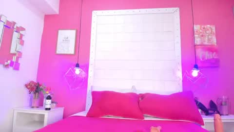 Sophia  online show from 21, 7, 2026