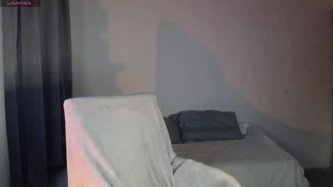 Snapshot of sophia_whispers chatting on 27, 4, 2026 Sophia online show from 27, 4, 2026